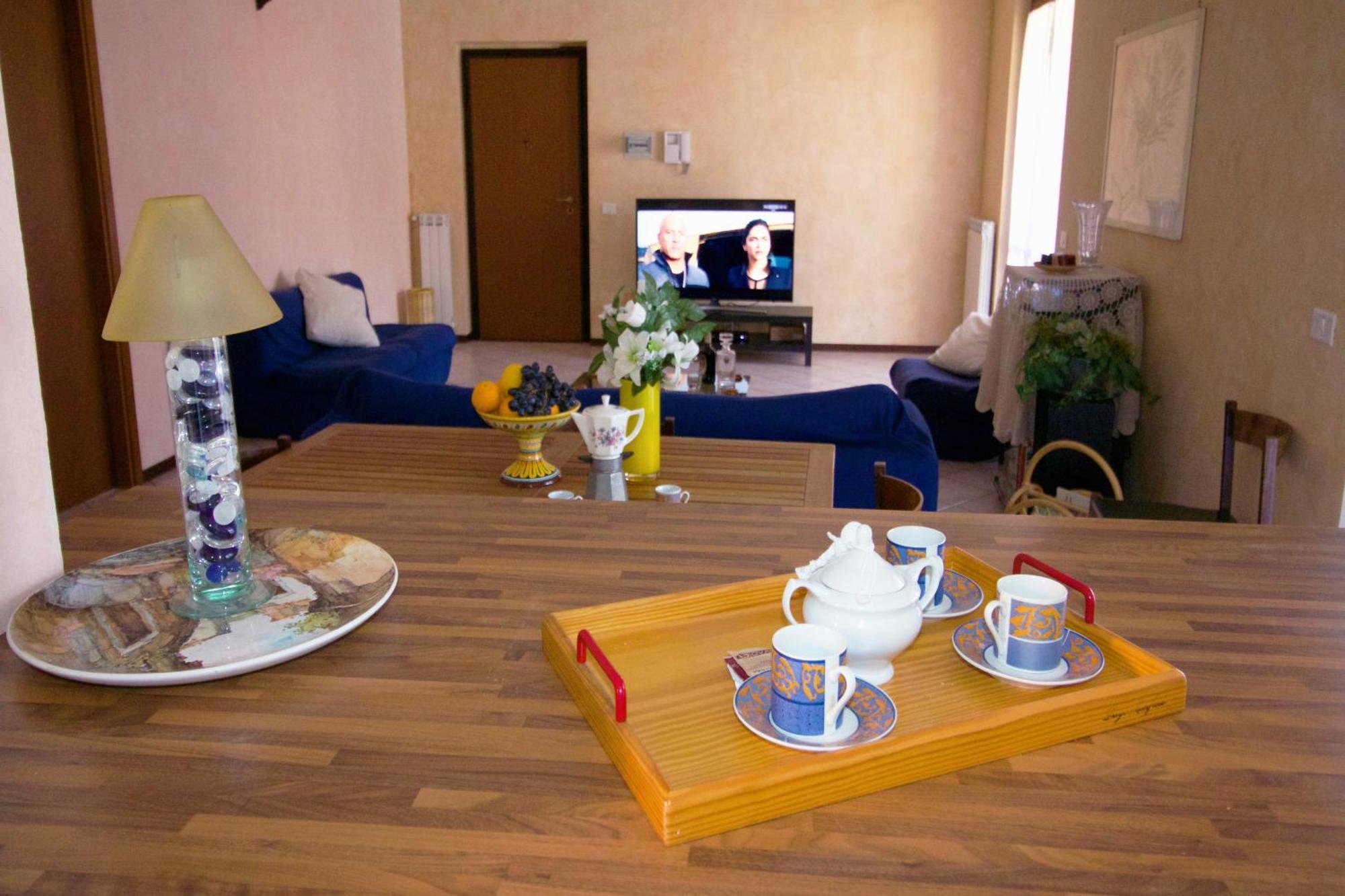 Sunflower Relax Pool And Terrace - Happy Rentals 莱萨 外观 照片